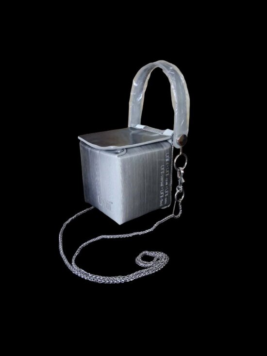 Unii Handbags - Unii Box Crossbody Purse with Silver Chain, NWOT